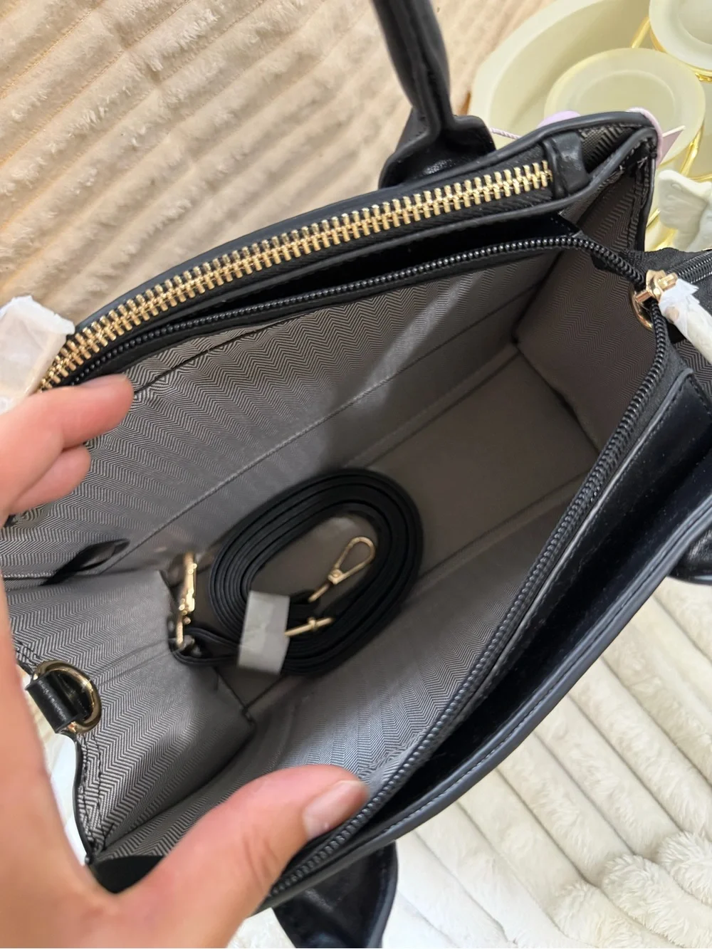 Classic Black Structured Women's Handbag - Unbranded